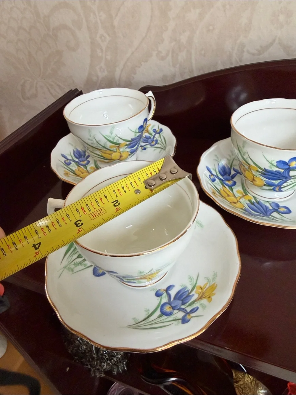 Set of 3  vintage Royal Vale bone china teacups and saucers